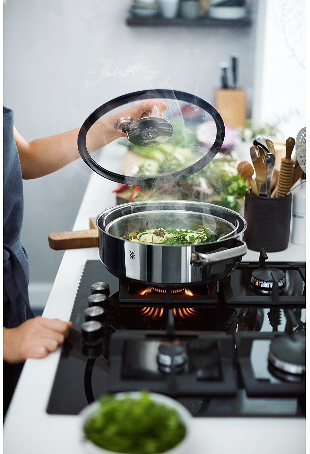 Dampfgartöpfe WMF WMF Dampfgartopf Vitalis, Bräter Induktion, Cromargan® Edelstahl Rostfrei 18/10 (1-tlg), Dampfgarer mit integriertem Thermometer, backofengeeignet