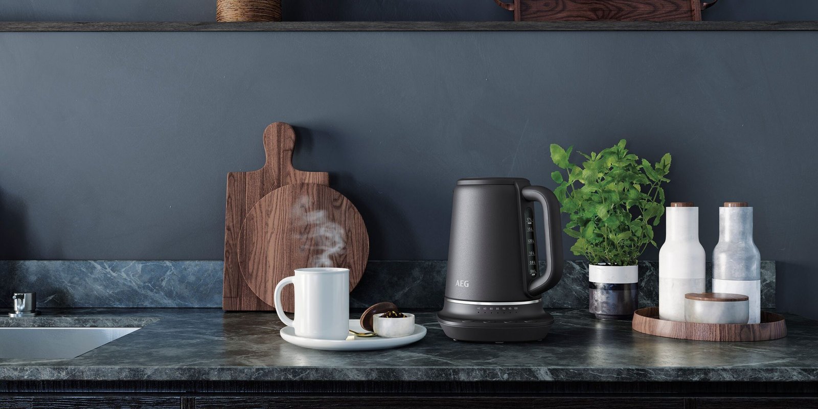 AEG AEG Wasserkocher K7-1-6BP Gourmet 7, 1,7 l, 2400 W Wasserkocher