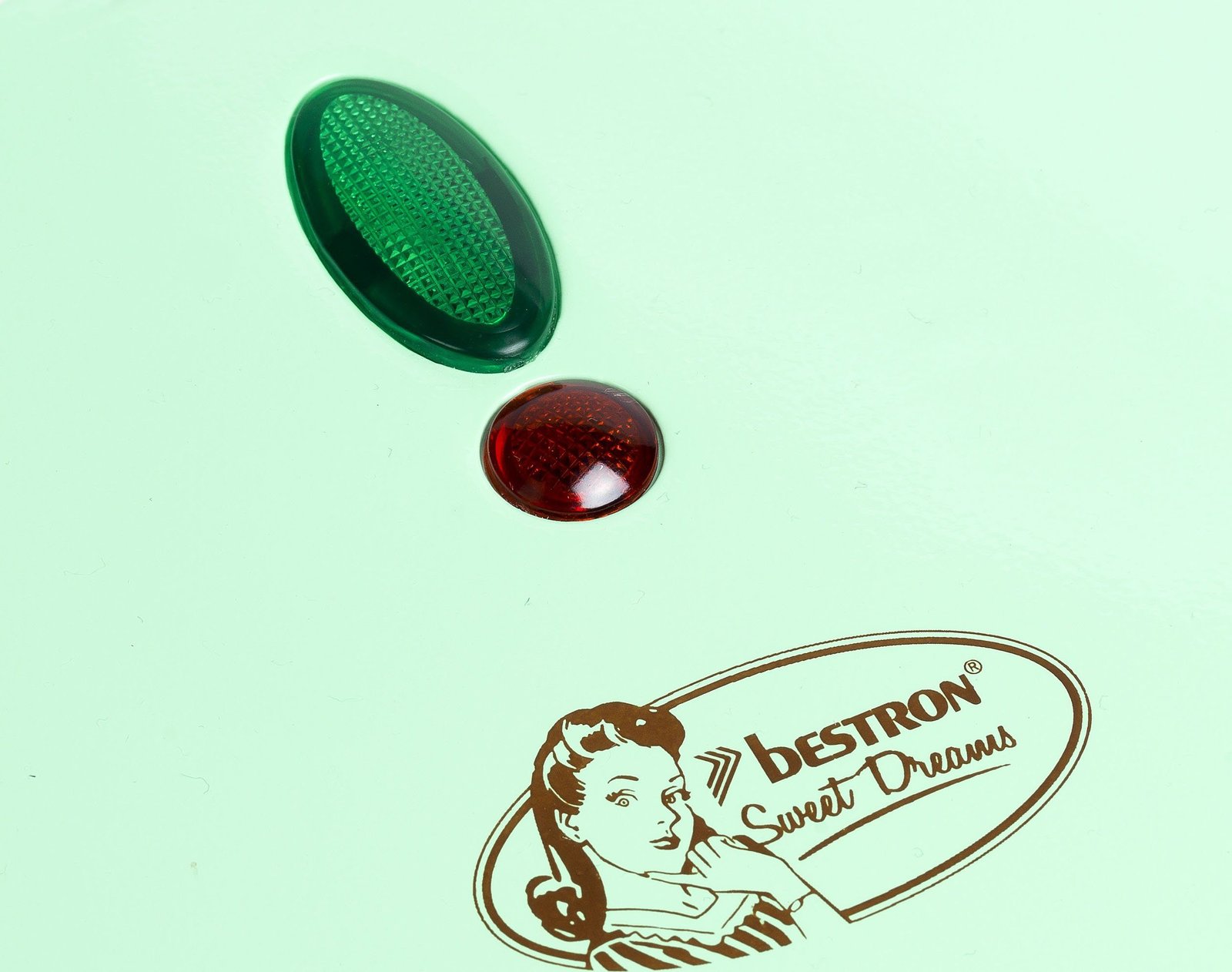 Belgisches Waffeleisen bestron bestron Waffeleisen ASW401 Sweet Dreams, 700 W, mit Antihaftbeschichtung, Retro Design, für Belgische Waffeln