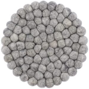 myfelt Topfuntersetzer myfelt Topfuntersetzer Filzkugel Topfuntersetzer ⌀ 20 cm, Zubehör für Pfannen, Töpfe, Küchentisch, Auflaufformen, 100 % reine Schurwolle, hitzebeständig Carl