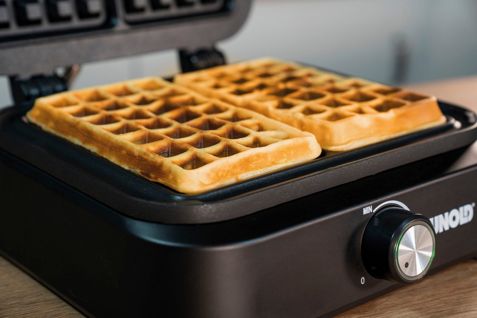 Unold Waffeleisen Unold Waffeleisen 48275, 1500 W, Belgisches Waffeleisen Brüssel